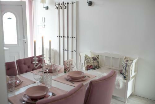 Old Town Square Apartment Novi Sad