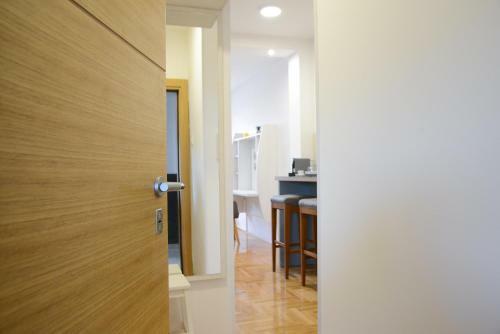 Anna Apartment