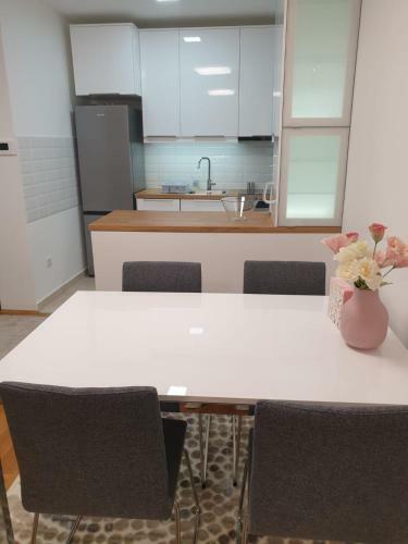 Apartman 33 Free Private Garage