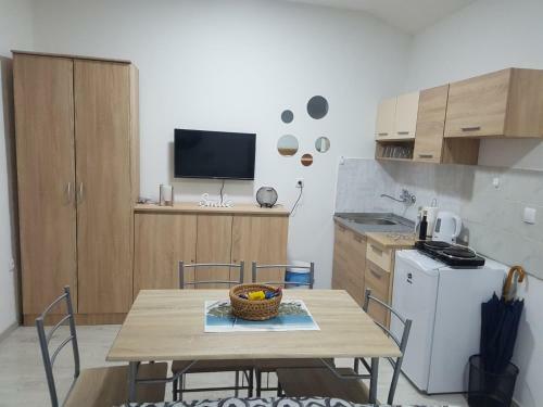 Apartment Center