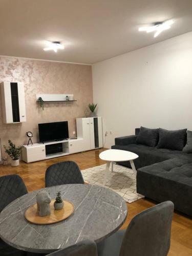 Idea Apartment