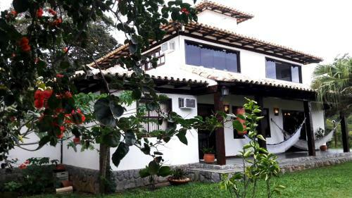 Buzios, Casa Com Churrasqueira E Piscina