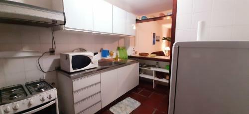 Charmosa Casa Marina Porto B�zios