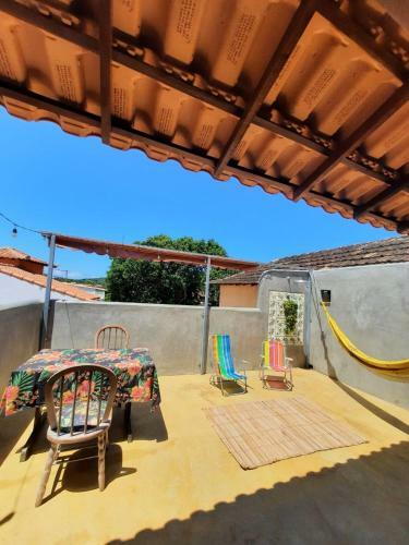 Casa Com Laje Em Manguinhos