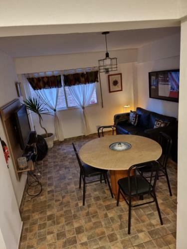 Apartamento Departamento Centrico A Metros Del Rio