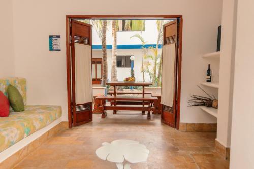 Hotel Playazul Cove�as