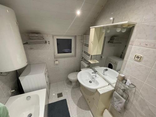 Apartma Marni