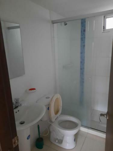 Apartamento Alojamiento Espacioso Y Comodo. Av Libertadores