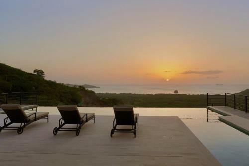 Villa Casa Iluminacion. Golden Sunset Views!