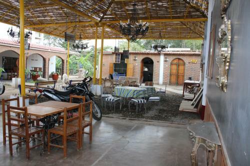 Hostal Loma Blanca
