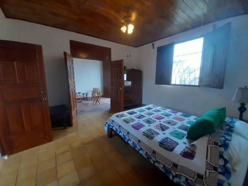 Casa Alma-spacious & Breezy 3bed/3bath House W/garden