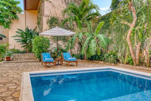 Hotel Secret Garden