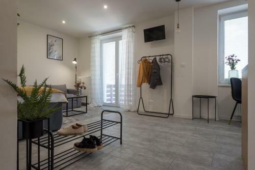 Symple Apartments
