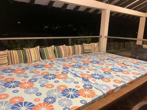 Bed & Breakfast Lake House Calima II