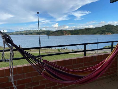 Tha Lake House-majagua