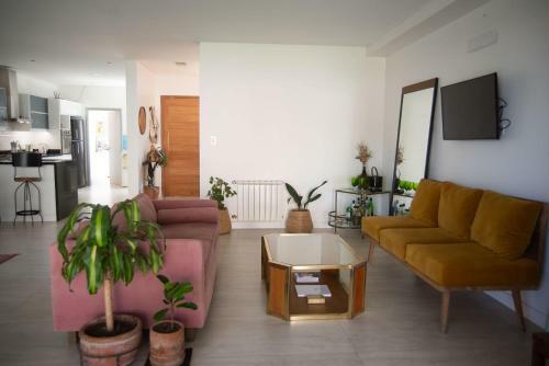 Modern & Luxury 3 Bedroom House
