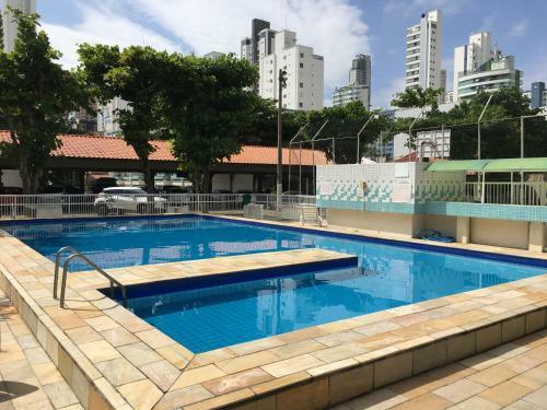 Apartamento Studio Bc, 500m Da Praia E Big Wheel!!