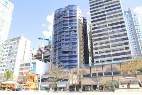 Apartamento Edif�cio Frente Mar 3 Dormit�rios