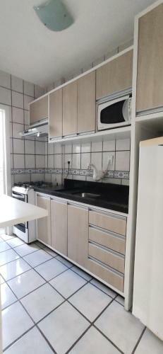 Belo Apartamento Na Avenida Brasil