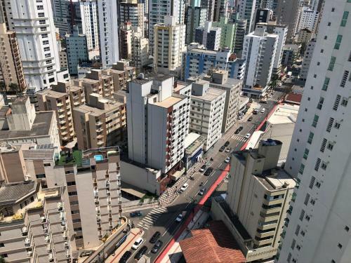 Amplo Apartamento Quadra Mar - Vista Mar