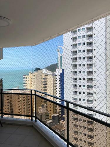 Amplo Apartamento Quadra Mar - Vista Mar