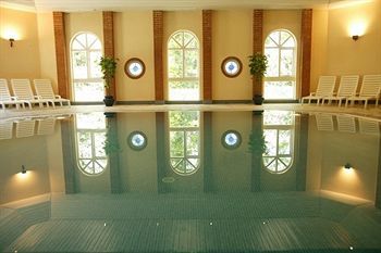 Legacy Farnham Hogs Back Hotel