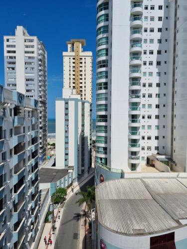 Apartamento Apto Av Brasil Quadra Mar