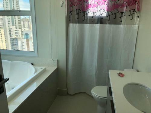 Apartamento Central Balne�rio Cambori�