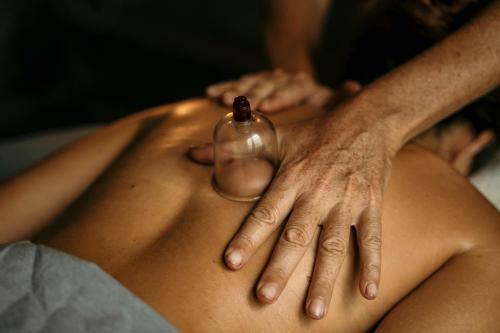 Hotel Breathe Healing & Wellness