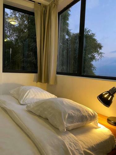 Apartamento Rustic Charm Cliffside Retreat