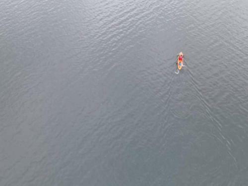 Caba�a En Playa, Lago Peten Itza