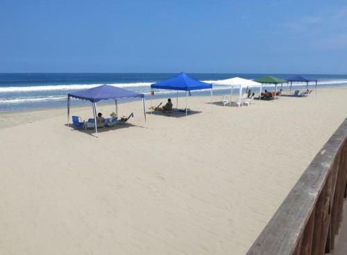 Apartamento Playa Blanca Beach Condo