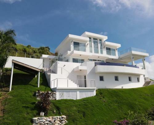 Saints Ridge House