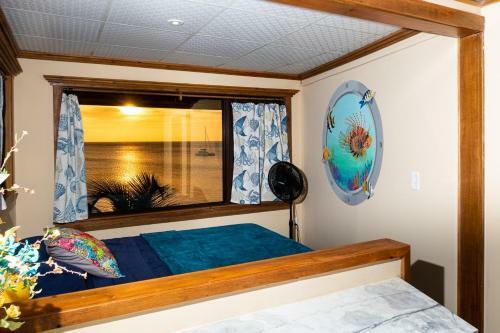 Hostal Turtle Cabin @ Turtle Beach Dive Resort