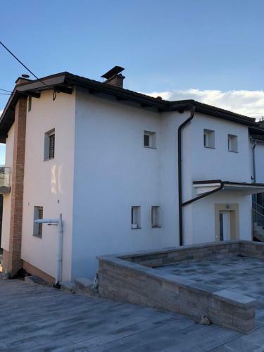 Maximo Apartments