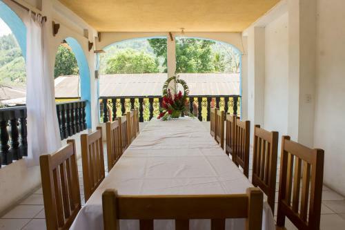 Hostal Hotel Rabin Itzam