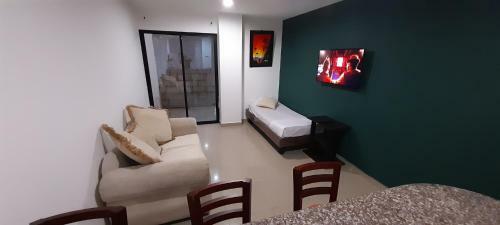 Apartamento Suites Y Habitaciones En Edificaci�n Amaralto
