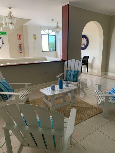 Hostal Reef Hostel Manta