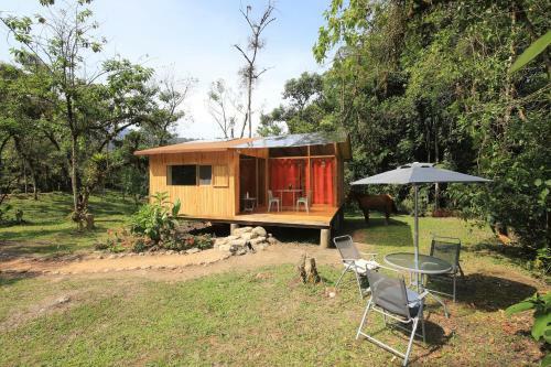 Mindo Eco Suite With Natural Jacuzzi & Waterfalls