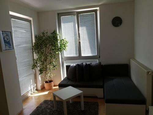 Victoria Apartment