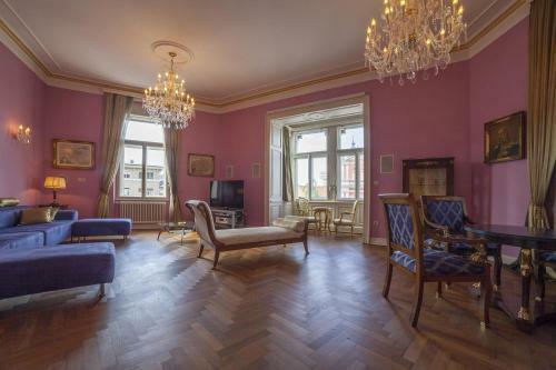 Filip?s Palace Luxurious Apartment