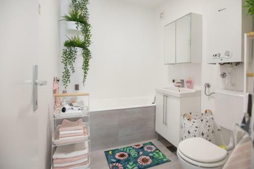 Family Apartment With Garden