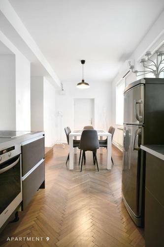 Downtown Apartment / Free Parking