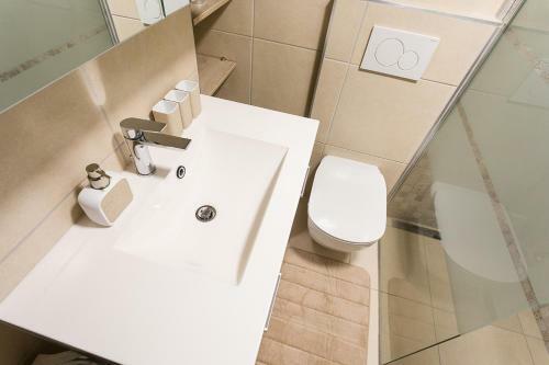 Apartamento Aromatic Herbs Loft -new, Central & Parking