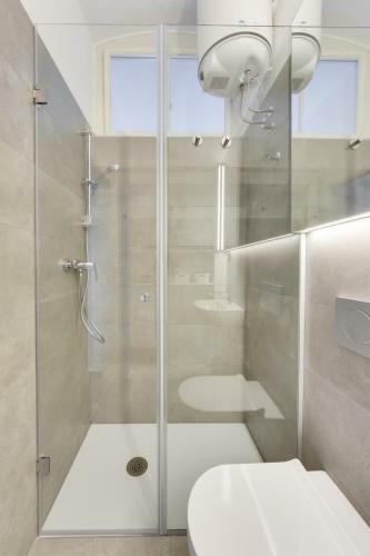 City Center Apartment With Parking