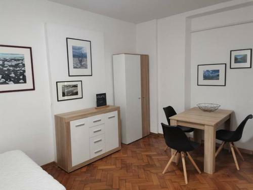 New Episode - Apartment With Private Parking
