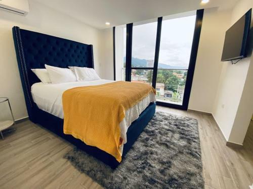 Pool Apartment With Panoramic Views Sps