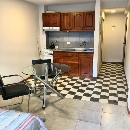 Apartamento Departamento C�ntrico Bariloche Con Patio