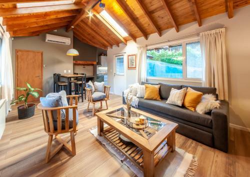 Casa Anexa Con Entrada Independiente Y Parrilla