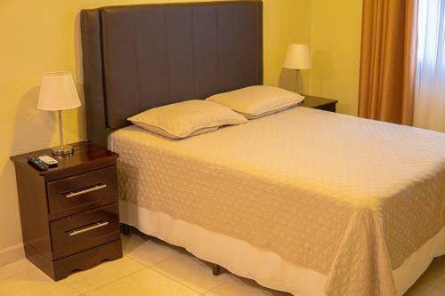 Hotel Orquidea Limon Suites